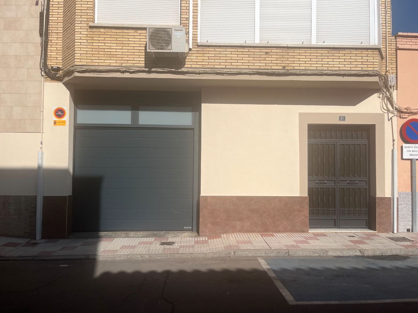 Exterior view of Garage to rent in Don Benito