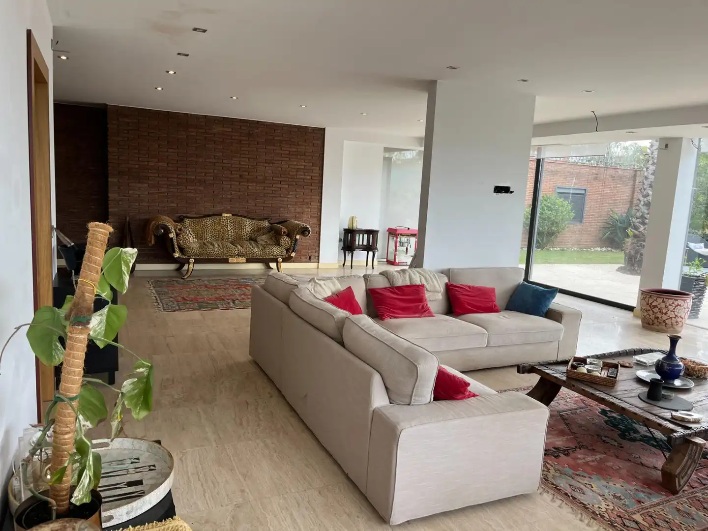 Casa con terraza en alquiler en Ciutat Diagonal, imagen 6