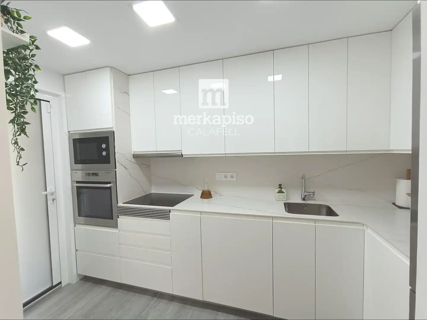 Cocina de Piso de alquiler en Calafell con Calefacción, Terraza y Amueblado