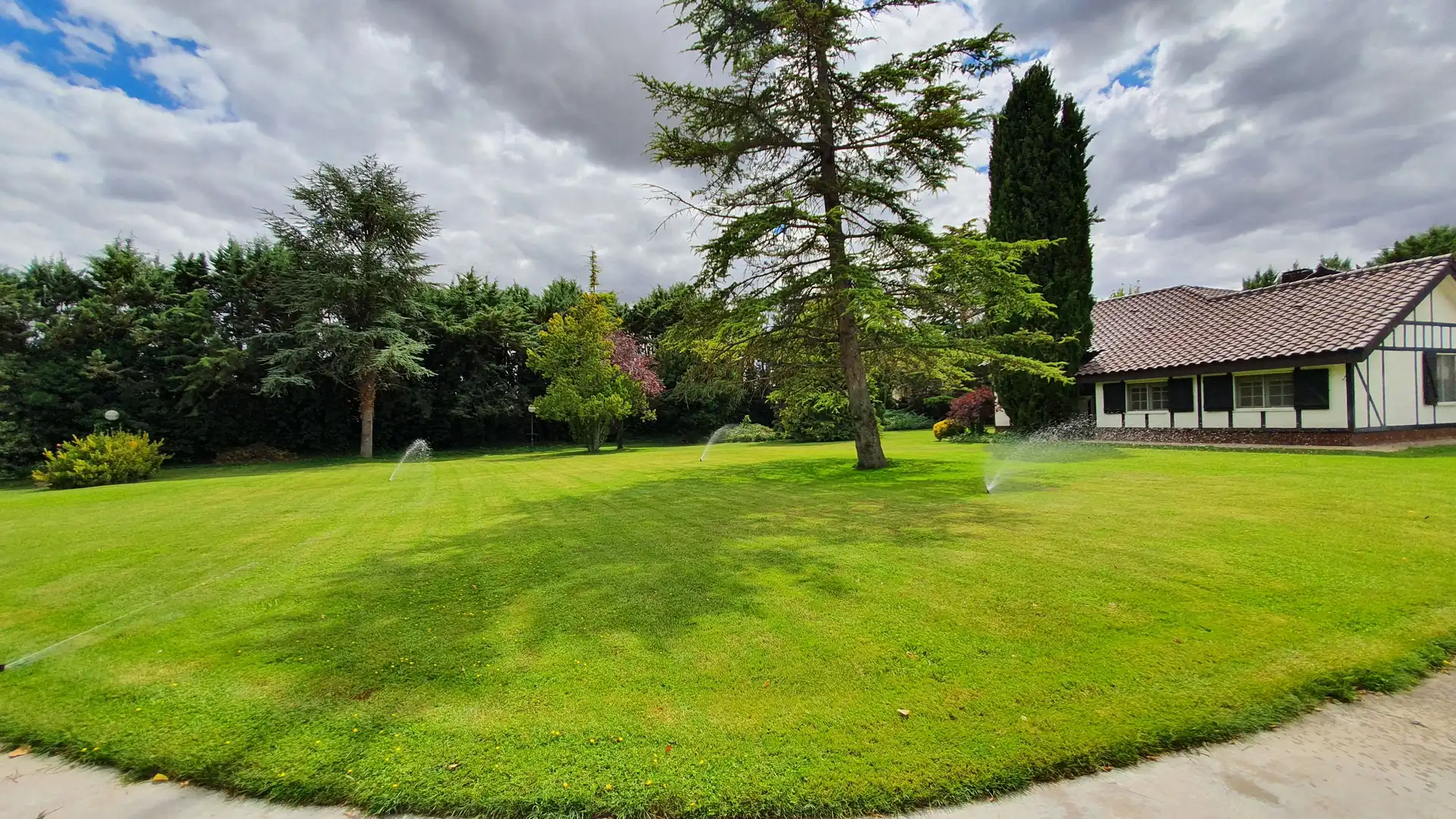Jardí de Casa o xalet en venda en Palencia amb Calefacció, Terrassa i Traster
