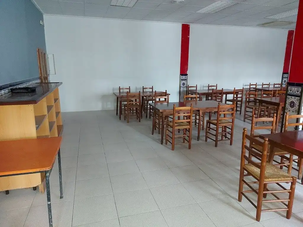Commercial properties for sale in Domeño