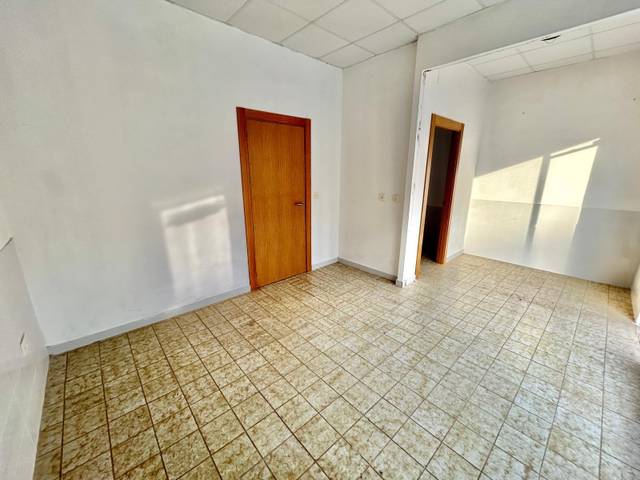 Local comercial en Alquiler en La Serranica - Sagrado Corazón