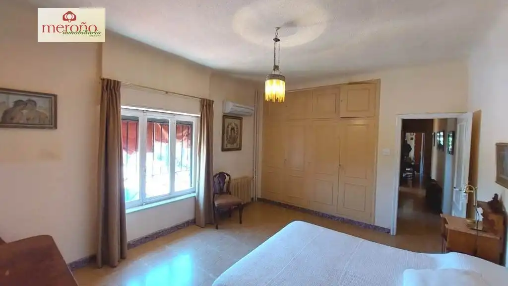 Dormitori de Casa o xalet en venda en Elche / Elx amb Aire condicionat, Jardí privat i Terrassa