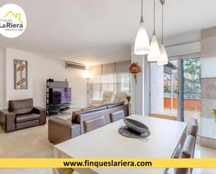 Living room of House or chalet for sale in Arenys de Munt  with Air Conditioner, Terrace and Swimming Pool