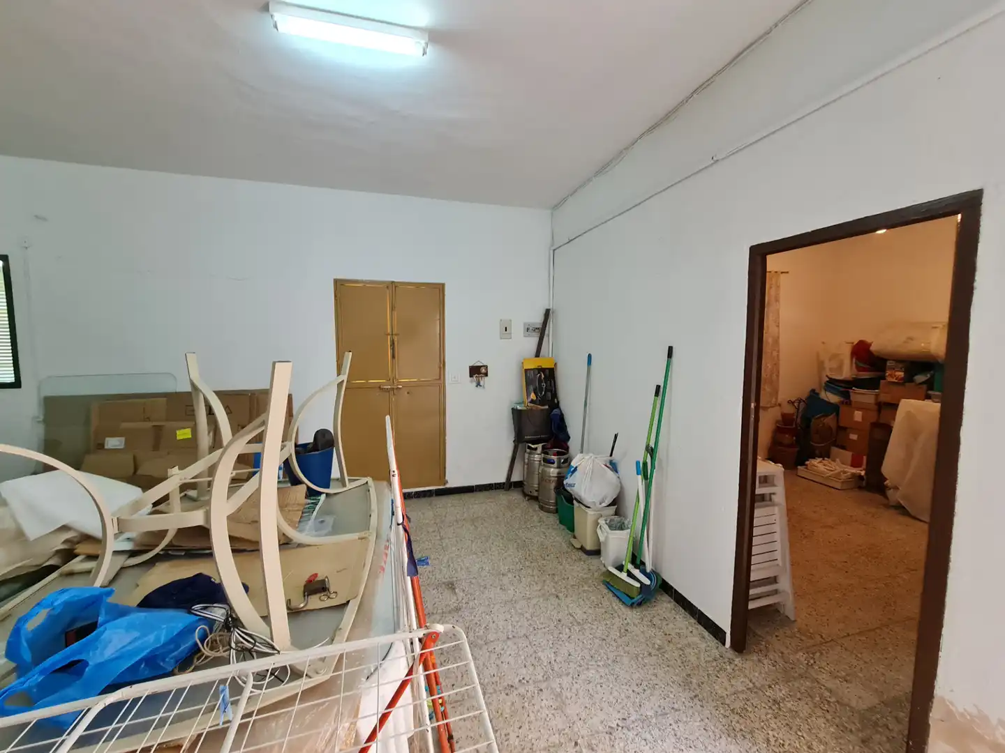 Houses for sale in Camas  with Air Conditioner, Terrace and Storage room