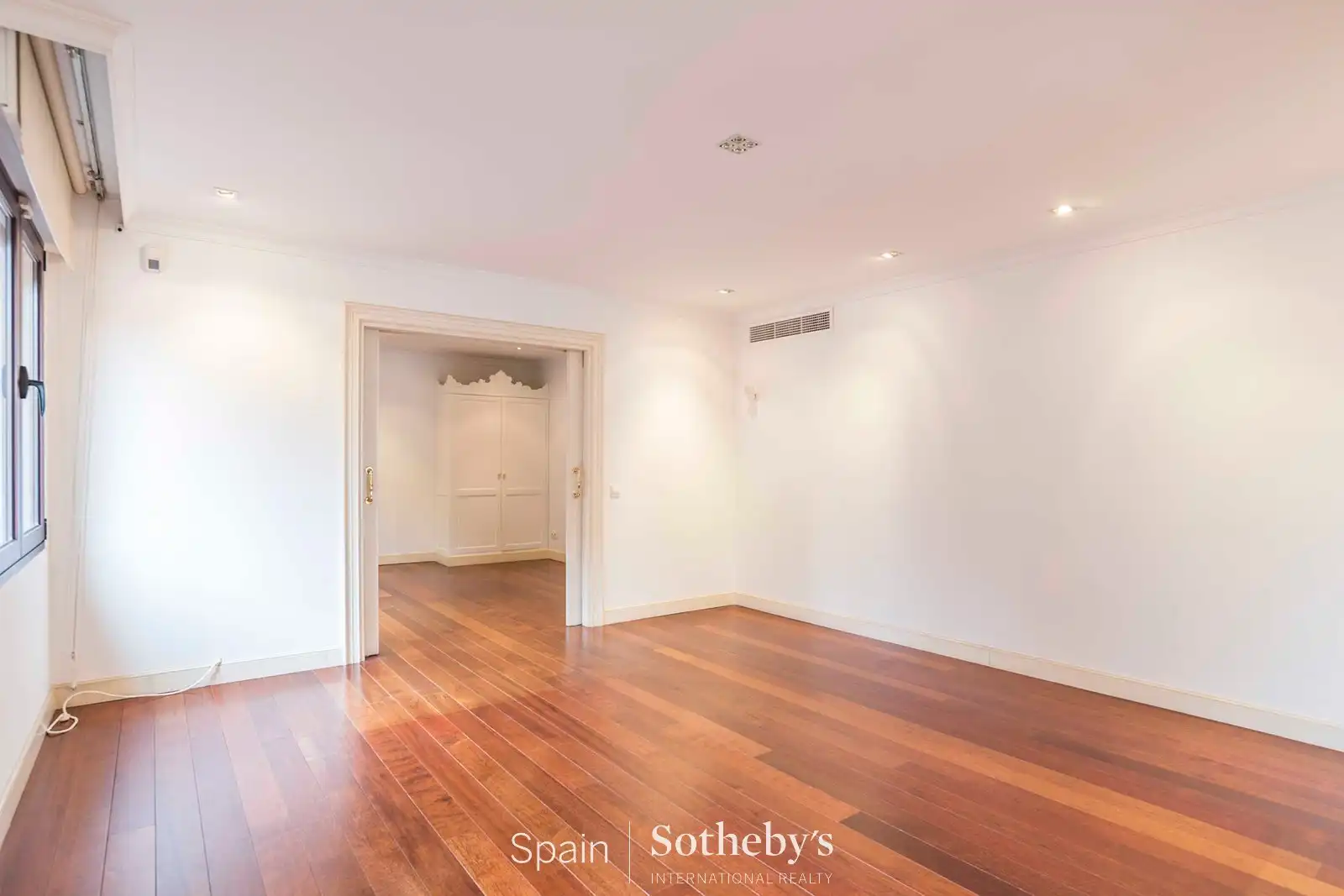 Dúplex de alquiler en Madrid con Aire acondicionado, Calefacción y Trastero