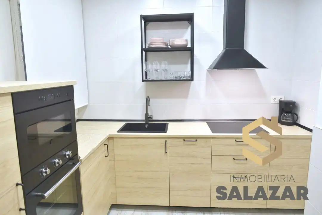 Cocina de Piso de alquiler en Bilbao  con Calefacción