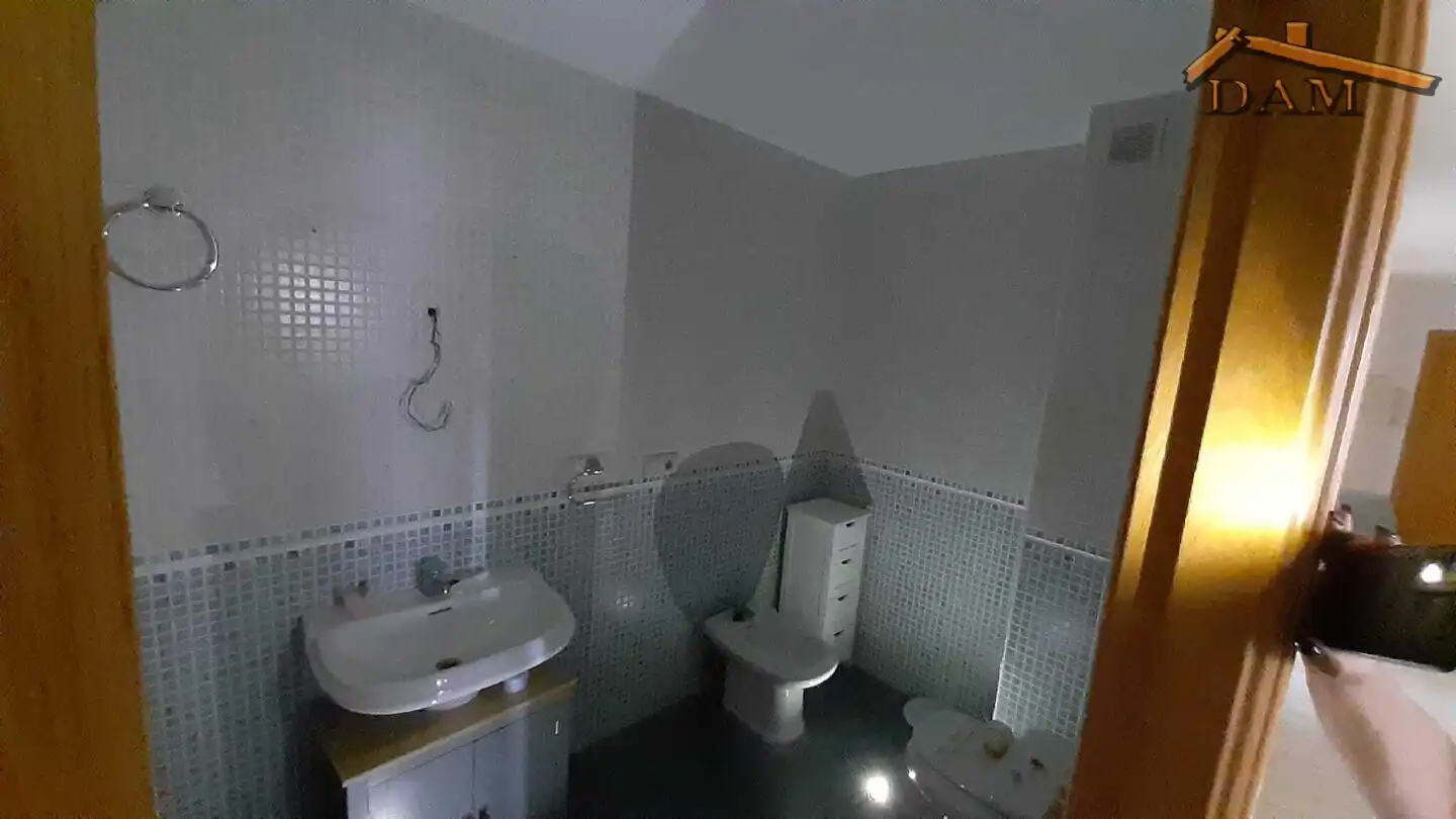 Badezimmer von Wohnung zum Verkauf in Fuensalida