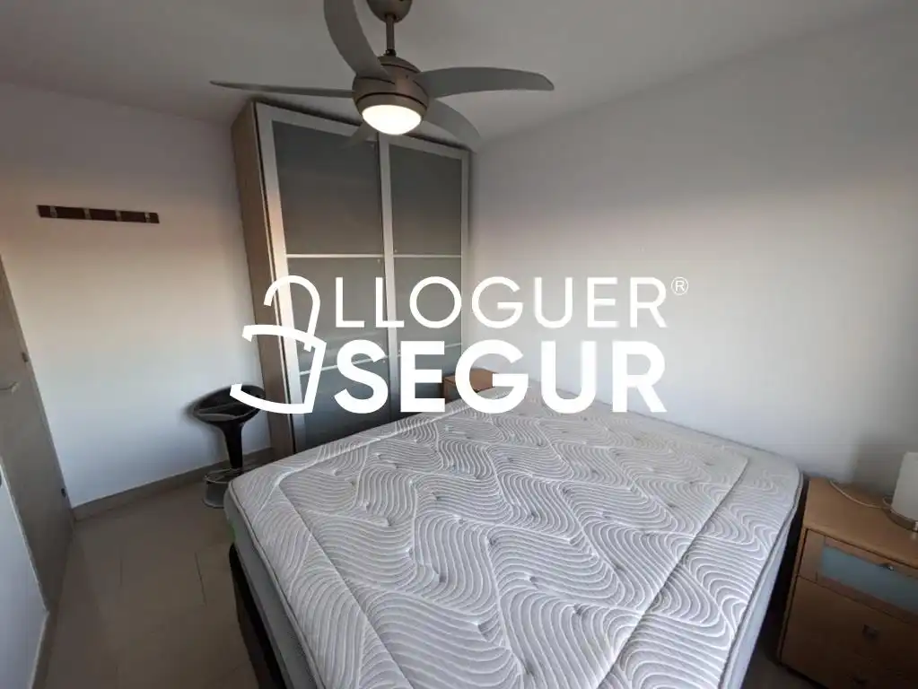 Schlafzimmer von Wohnung zur Miete in Montgat mit Klimaanlage, Heizung und Terrasse