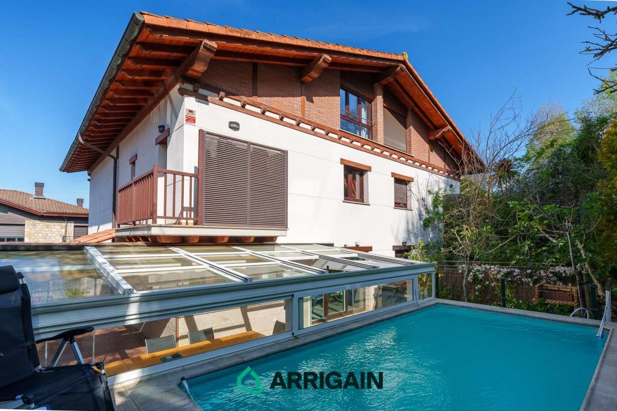 Garden of Single-family semi-detached for sale in Lasarte-Oria  with Heating, Private garden and Terrace
