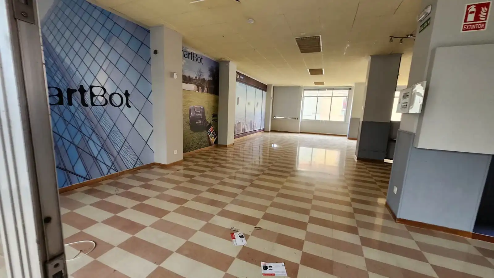 Commercial properties for rent in Miño