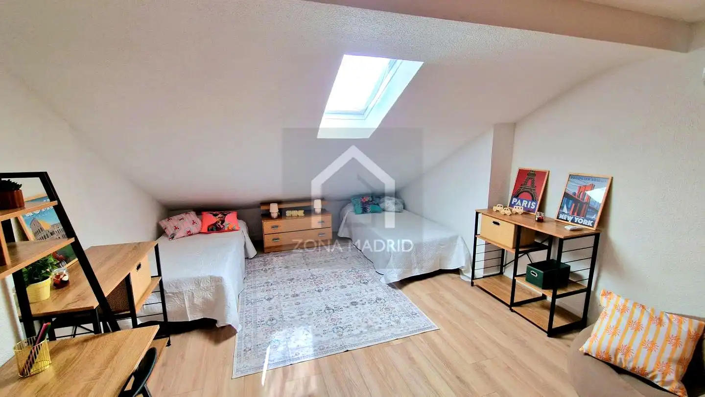Habitación de Piso en venta en Madrid con Aire acondicionado, Terraza y Amueblado