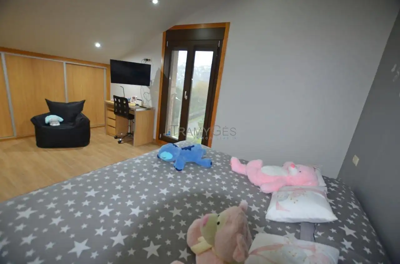 Habitación de Casa o chalet en venta en Tui con Calefacción, Jardín privado y Terraza