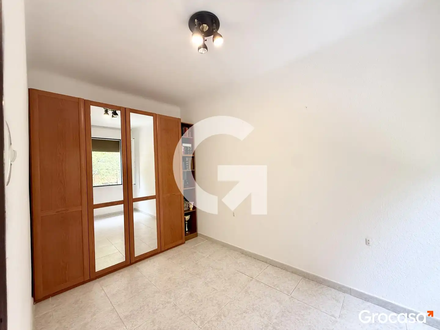 Habitación de Piso en venta en Barcelona con Balcón