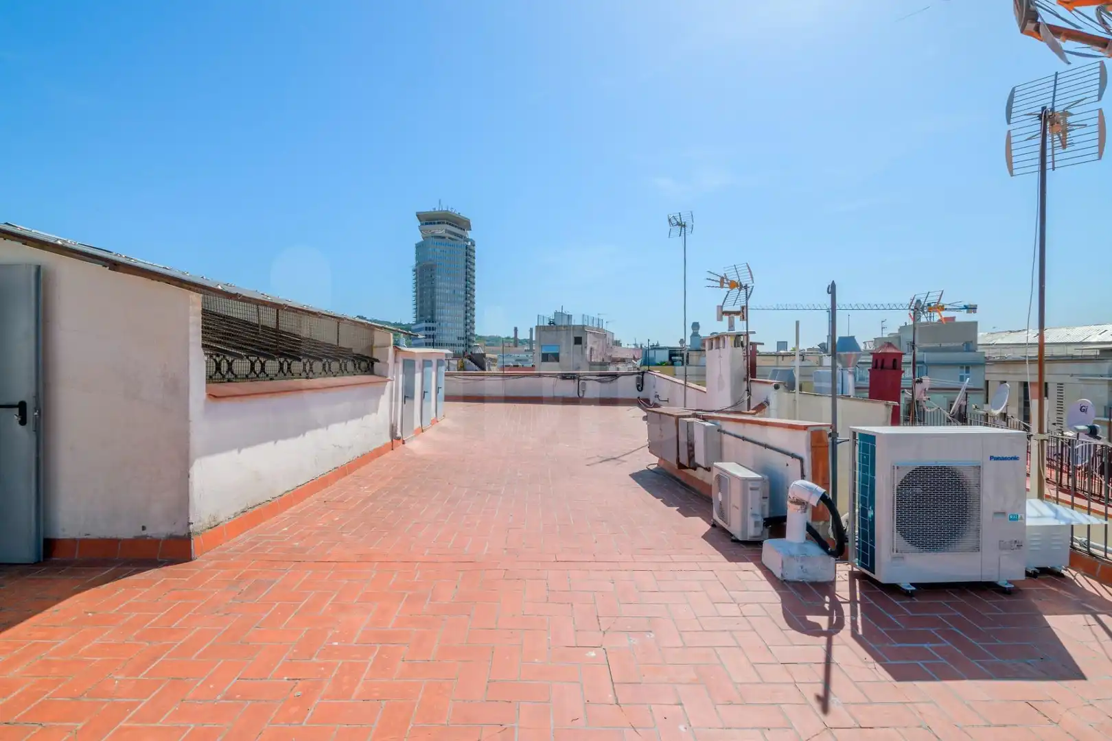Terrassa de Pis en venda en Barcelona amb Calefacció, Traster i Balcó
