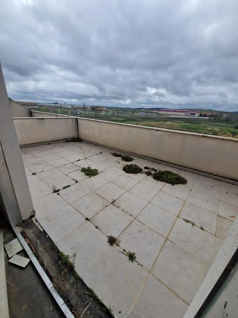 Terrassa de Edifici en venda en Carrión de Calatrava