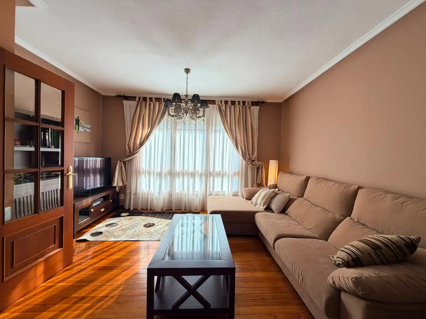 Sala d'estar de Casa o xalet de lloguer en Begonte amb Calefacció, Jardí privat i Terrassa
