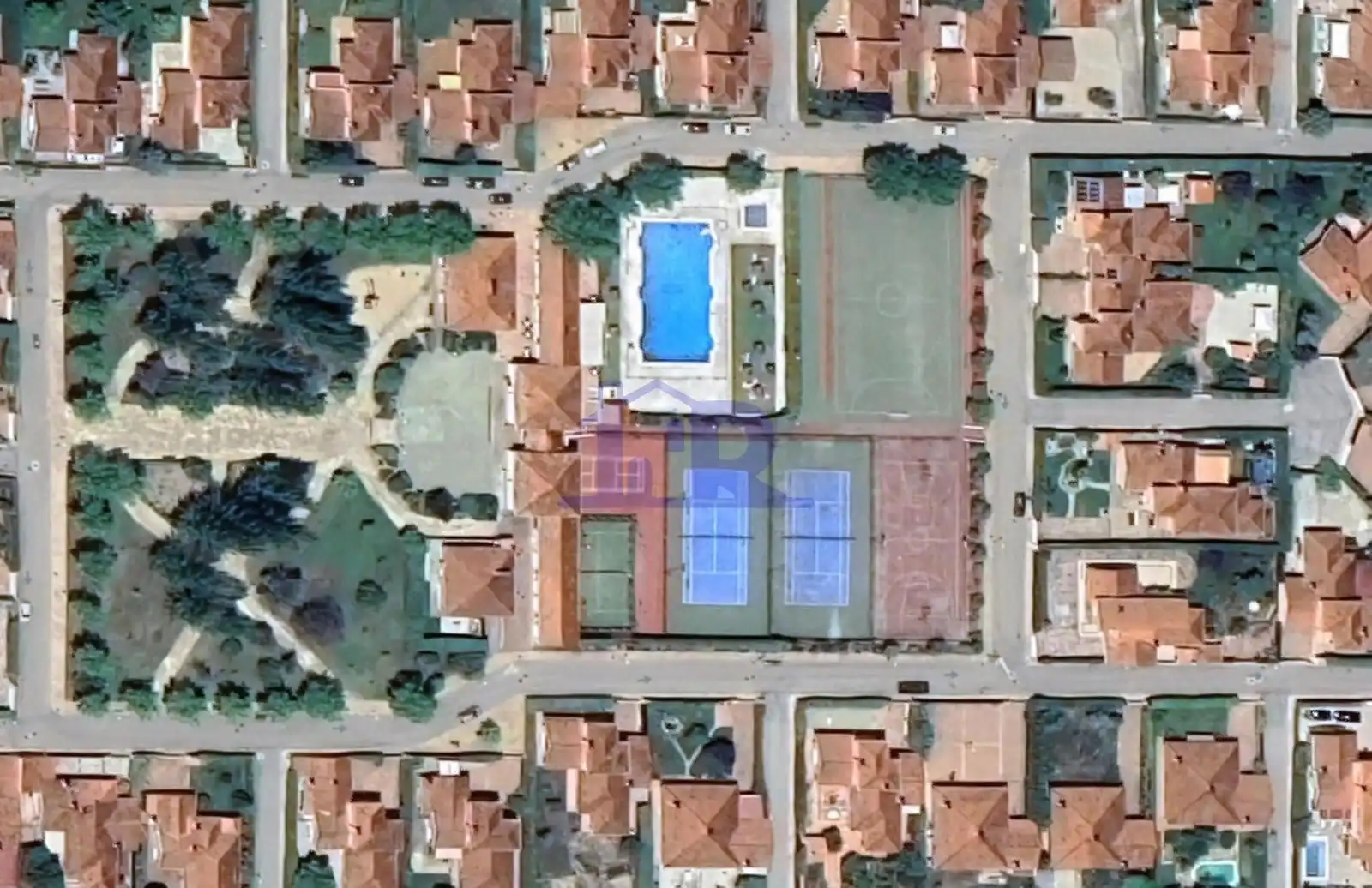 Vista exterior de Casa adosada en venda en Villar de Olalla amb Calefacció, Jardí privat i Terrassa