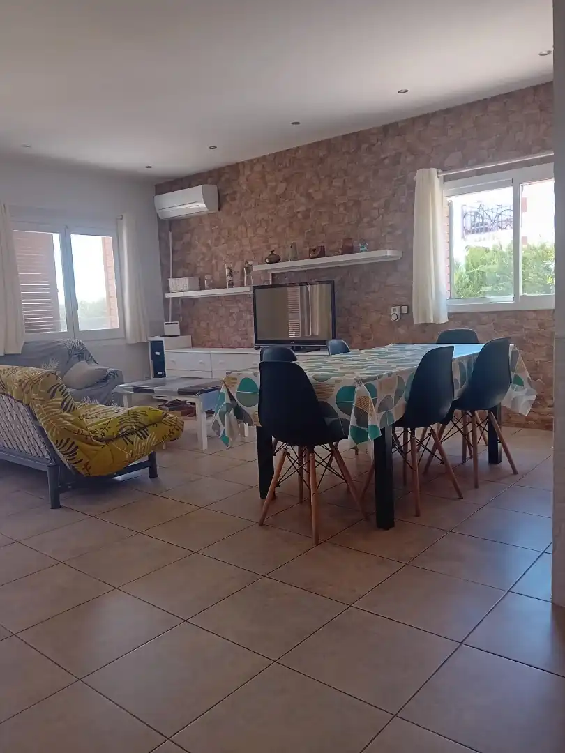 Esszimmer von Einfamilien-Reihenhaus zum Verkauf in L'Ametlla de Mar  mit Klimaanlage, Terrasse und Schwimmbad