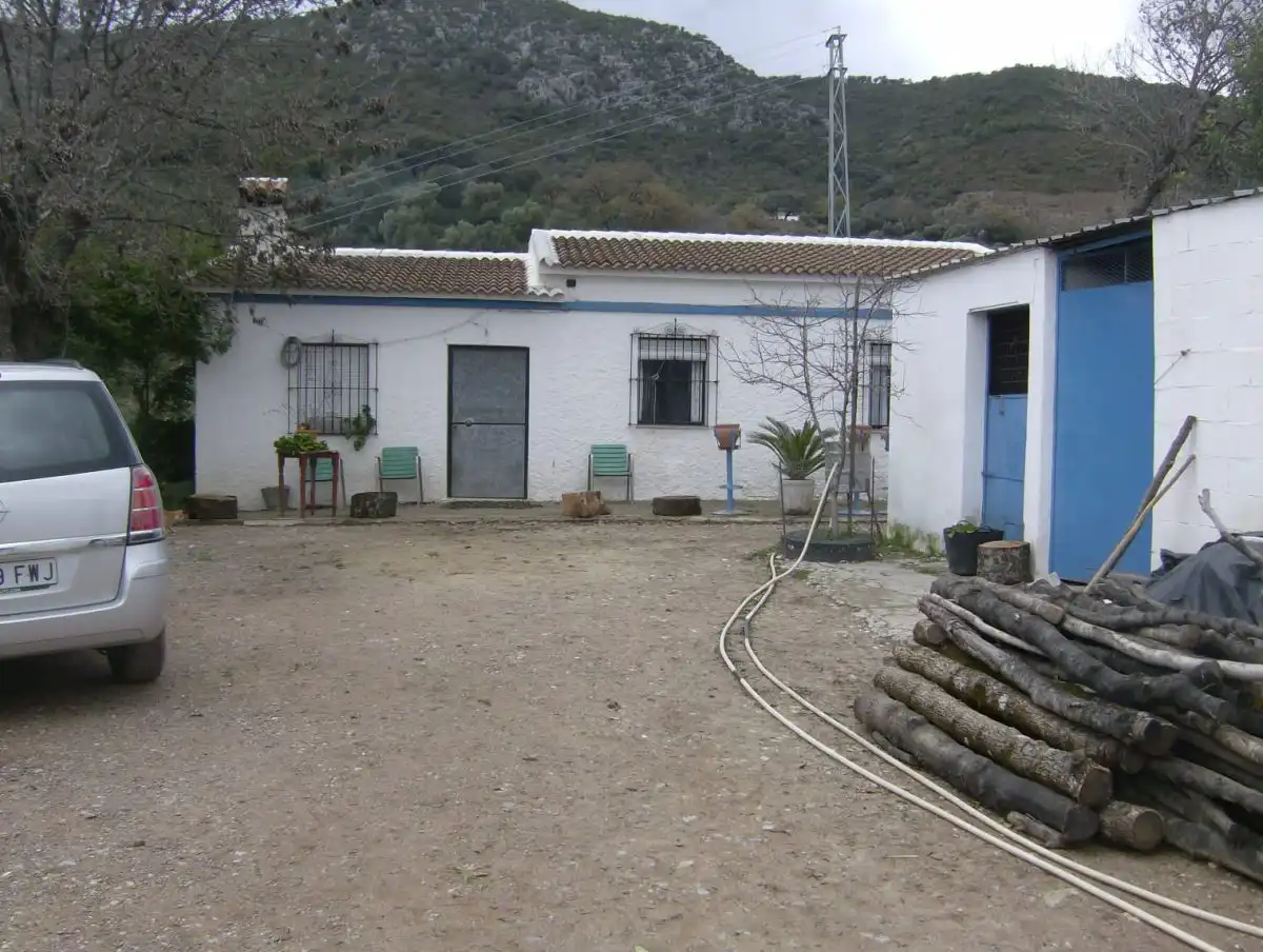 Casa rústica en venda a Benaocaz, imagen 3