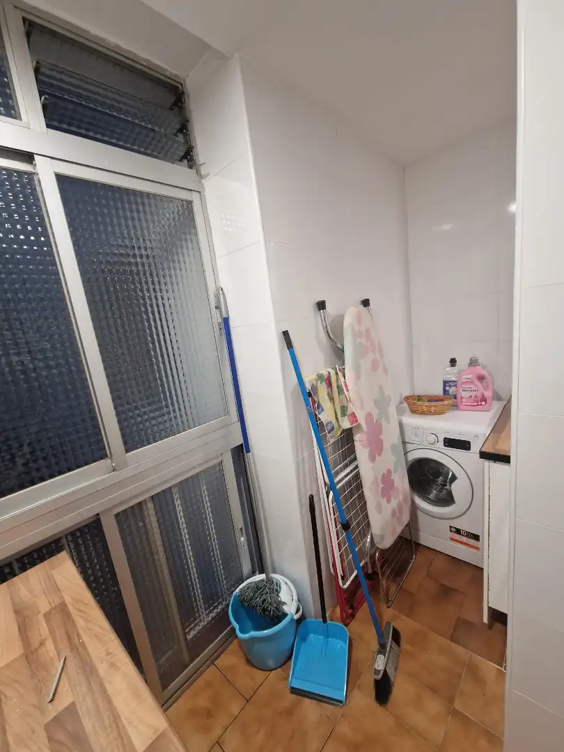 Bany de Pis de lloguer en Móstoles amb Calefacció, Parquet i Moblat