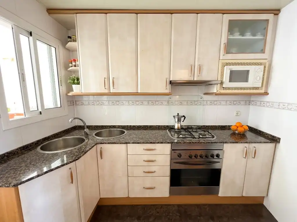 Piso con terraza en venta en Carrer del Marquès de Monistrol, imagen 2