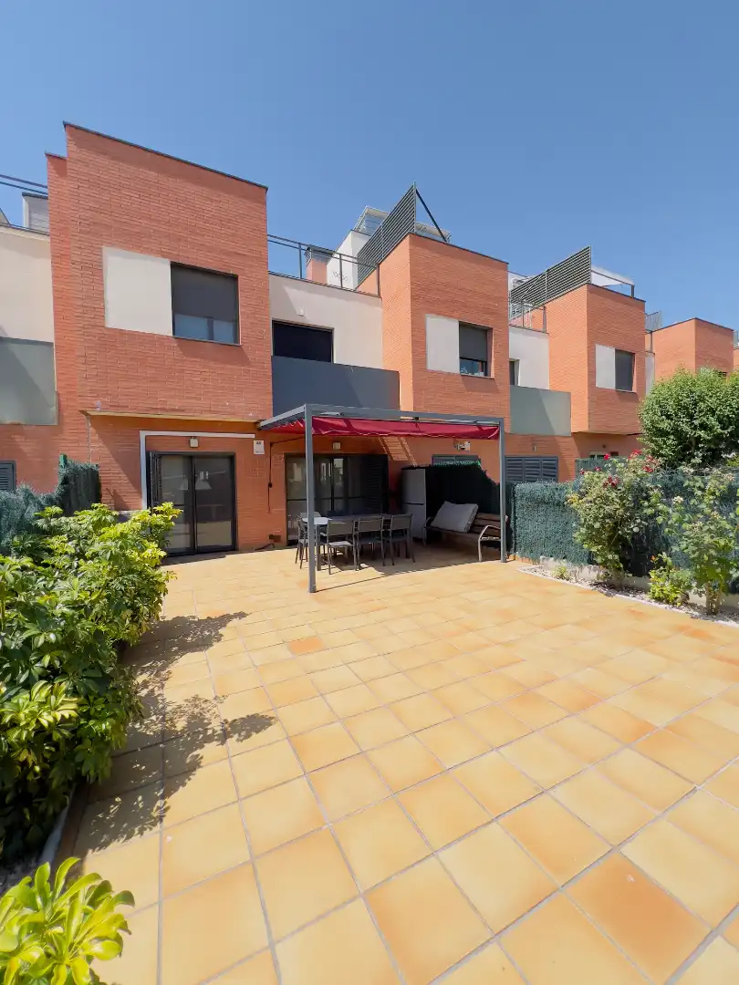 Terraza de Casa adosada en venta en Reus con Aire acondicionado, Calefacción y Jardín privado