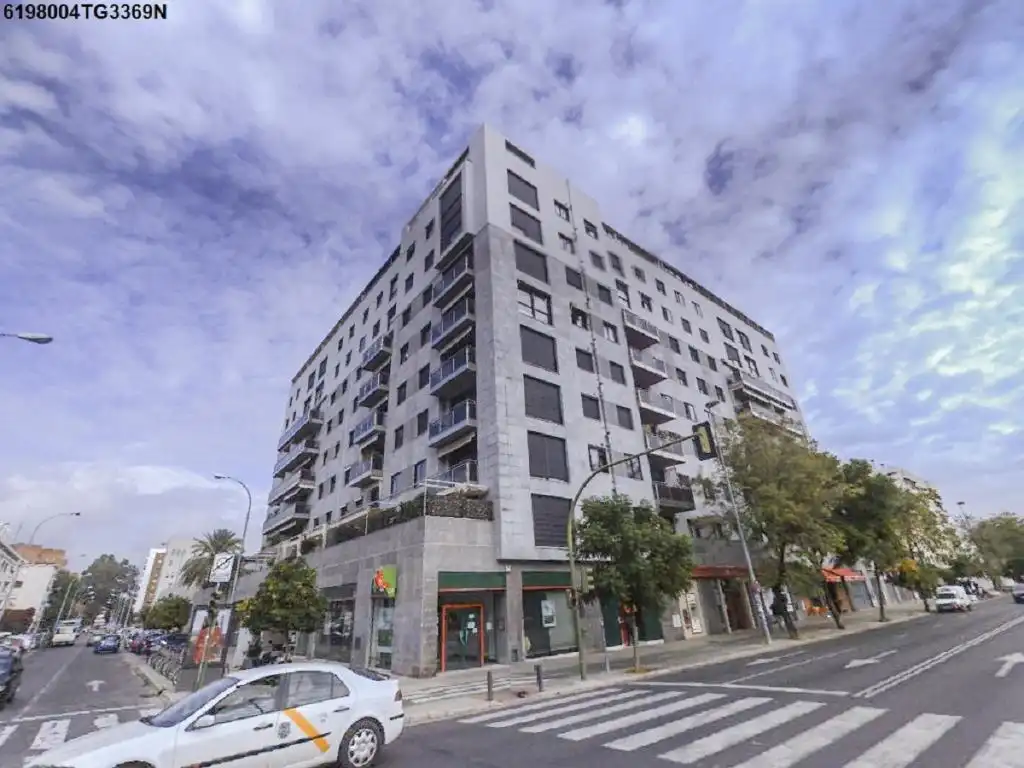 Gewerbefläche zum Verkauf in Calle Cardenal Ilundain 5, imagen 4