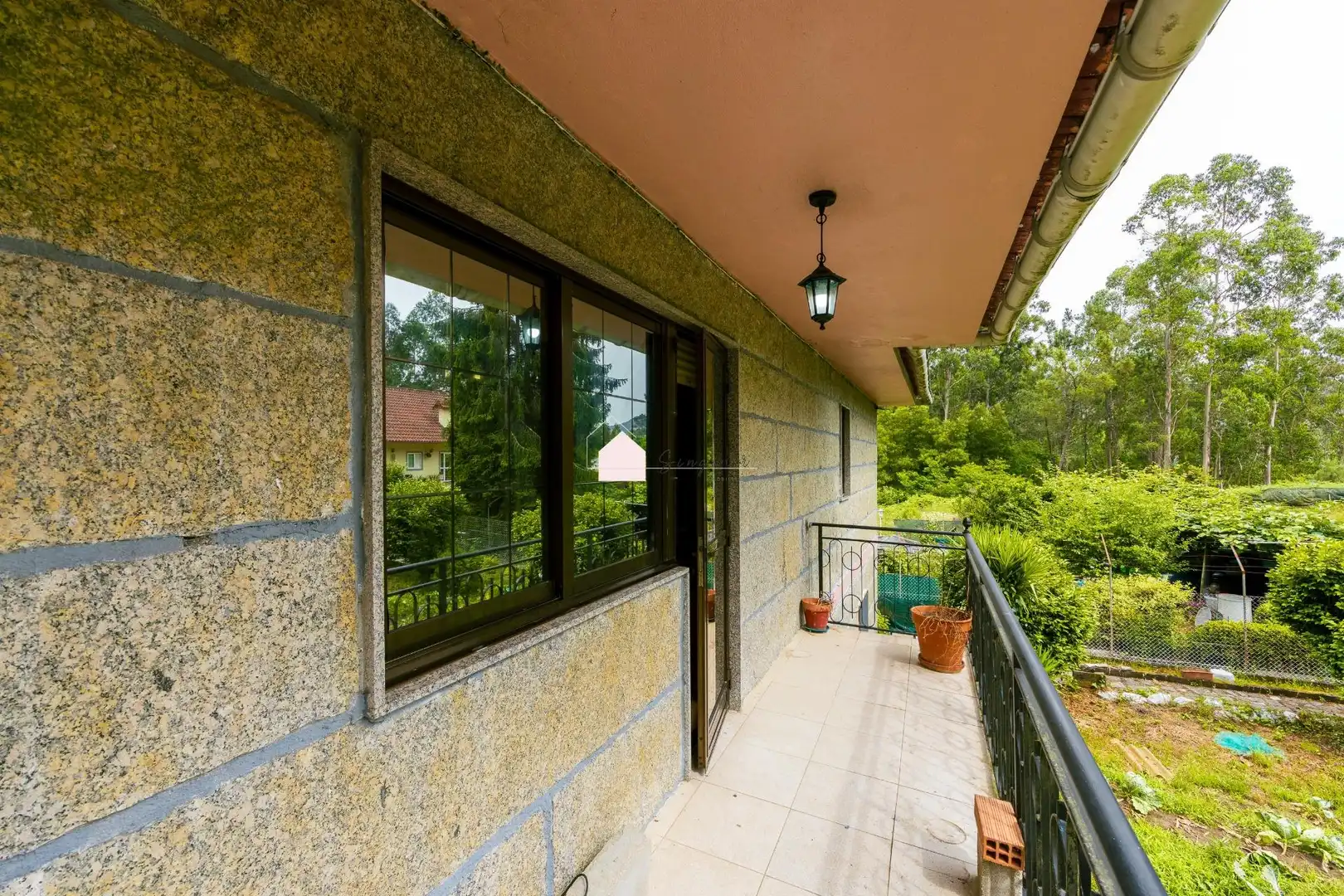 Terraza de Casa o chalet en venta en Gondomar con Calefacción, Jardín privado y Trastero