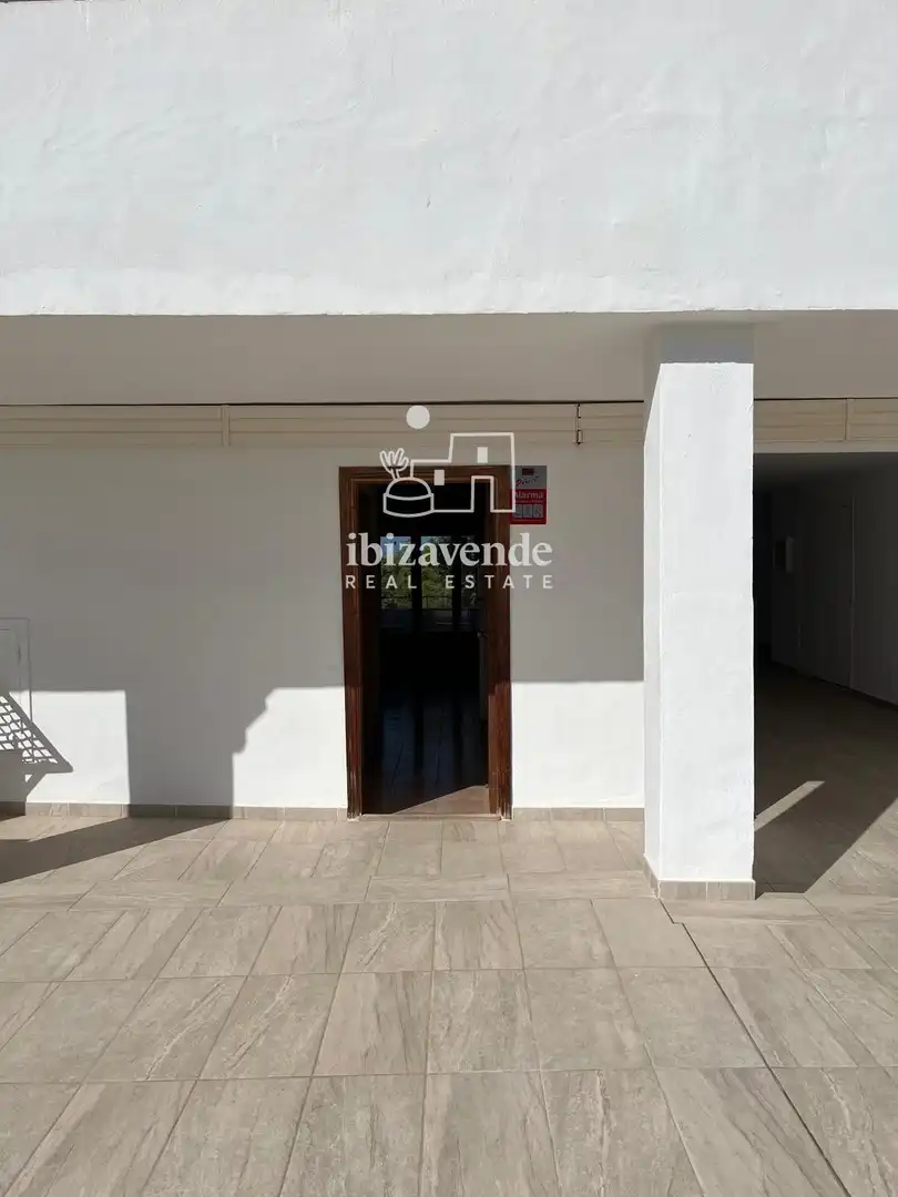 Piso de alquiler en Sant Joan de Labritja con Piscina, Amueblado y Piscina comunitaria