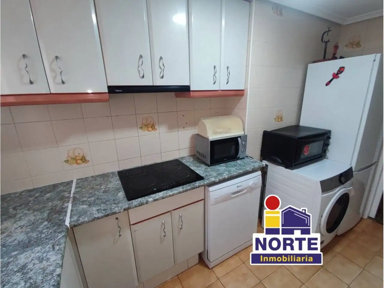 Flat with terrace to rent in Zona Nord, imagen 11