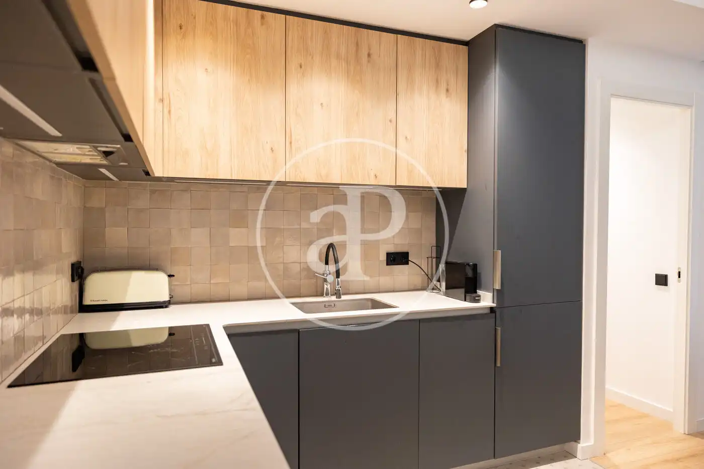 Kitchen of Flat for sale in Ciutat Vella