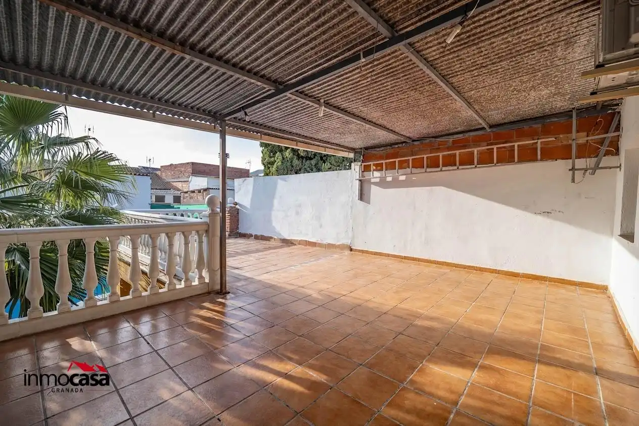 Terrassa de Casa adosada en venda en Atarfe amb Calefacció, Terrassa i Piscina