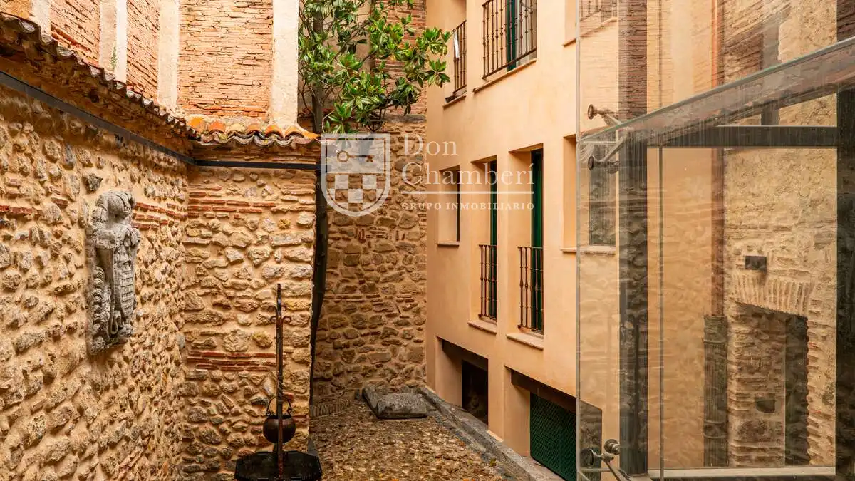 Exterior view of Apartments for rent in Segovia Capital  with Air Conditioner, Heating and Terrace