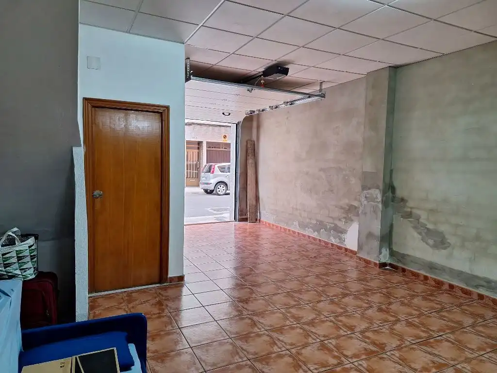 Local comercial en venta en Casc Urbà, imagen 5