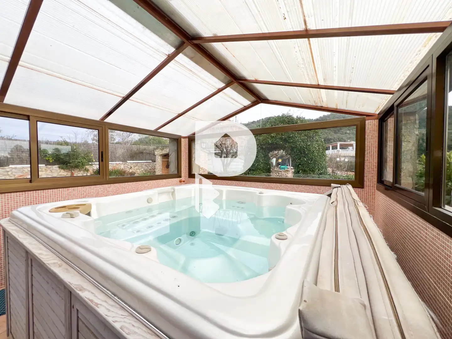 Piscina de Casa o xalet en venda en Vallirana amb Aire condicionat, Calefacció i Jardí privat