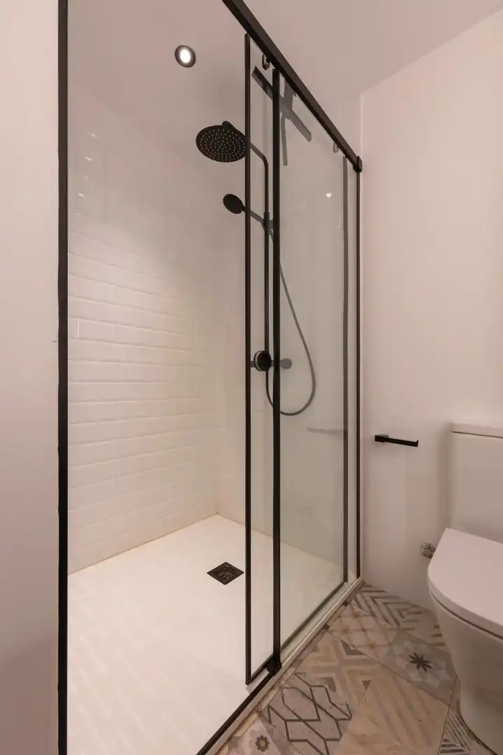 Baño de Planta baja de alquiler en Ordino con Calefacción, Terraza y Trastero