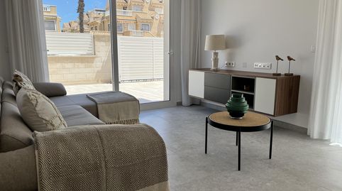 Foto 2 de Apartamento en venta en Calle Perseo, Aguas Nuevas, Torrevieja