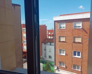 Vista exterior de Pis en venda en Santander amb Calefacció, Parquet i Moblat