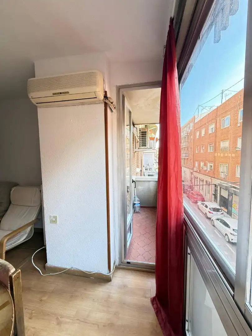 Dormitori de Pis en venda en Madrid amb Aire condicionat, Calefacció i Terrassa