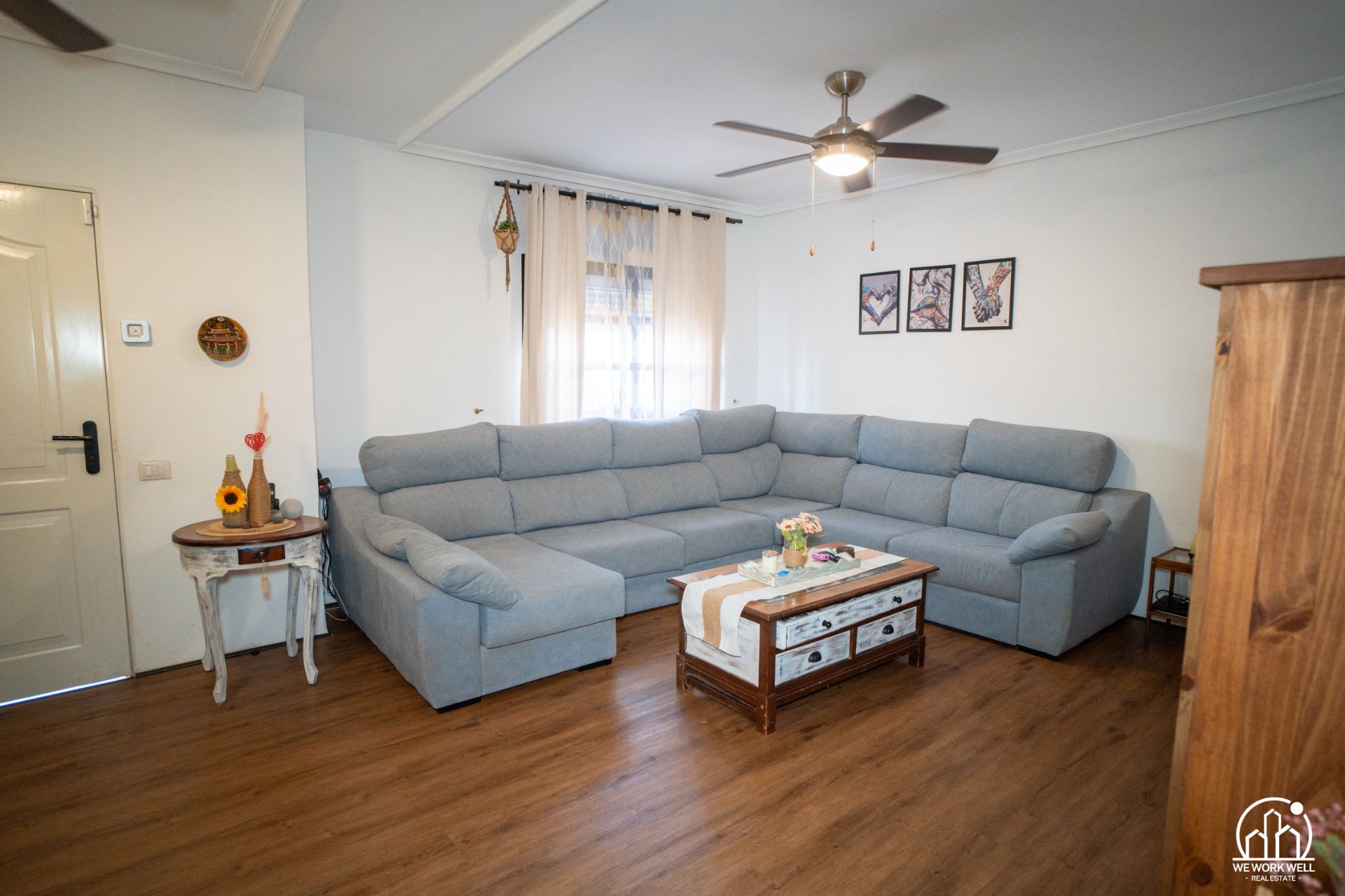 Sala d'estar de Casa adosada en venda en Puerto del Rosario amb Terrassa, Traster i Moblat