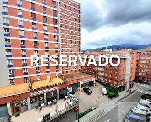 Vista exterior de Pis en venda en Bilbao  amb Terrassa