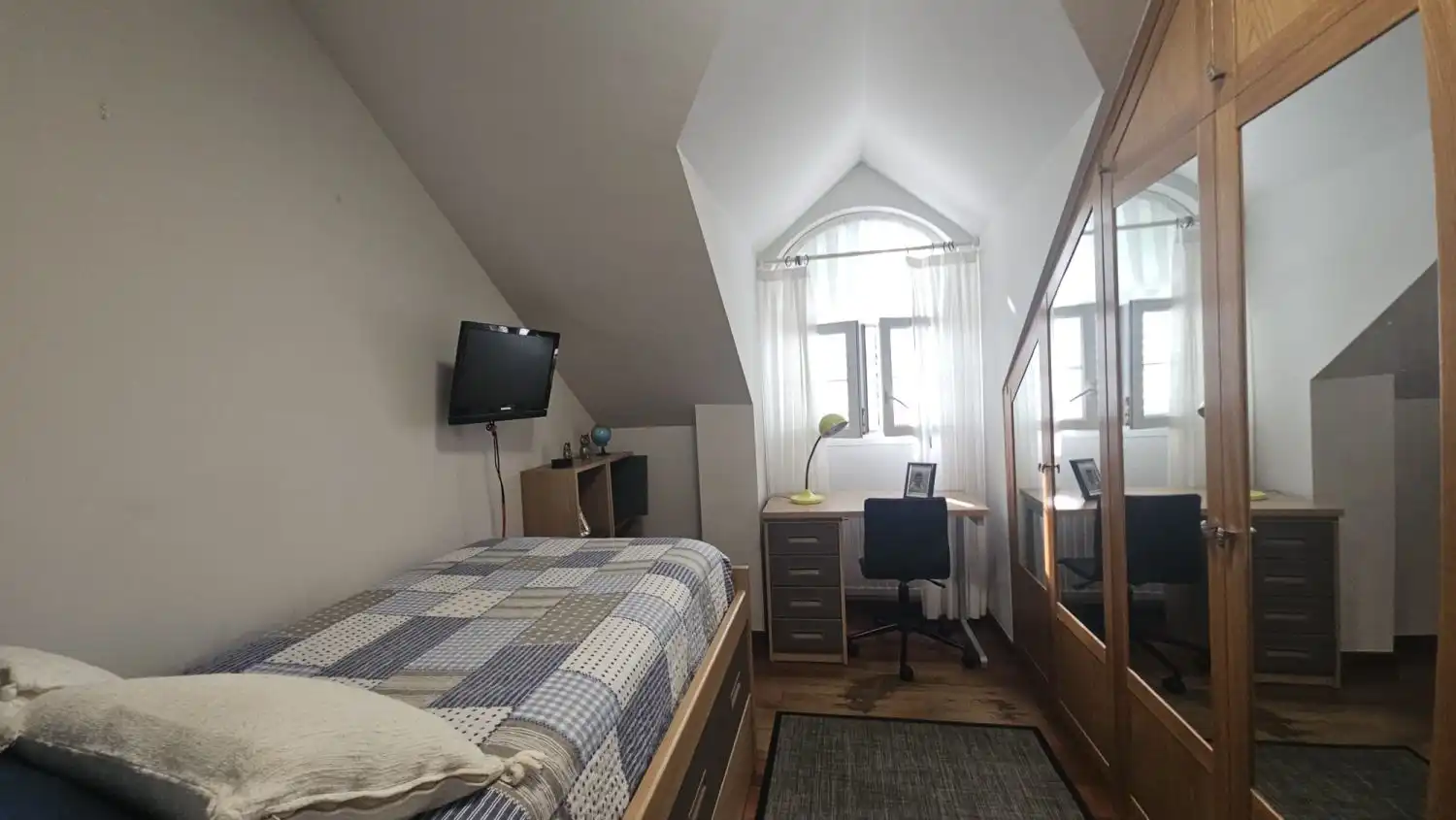 Schlafzimmer von Haus oder Chalet zum Verkauf in Santa Cruz de Bezana mit Heizung