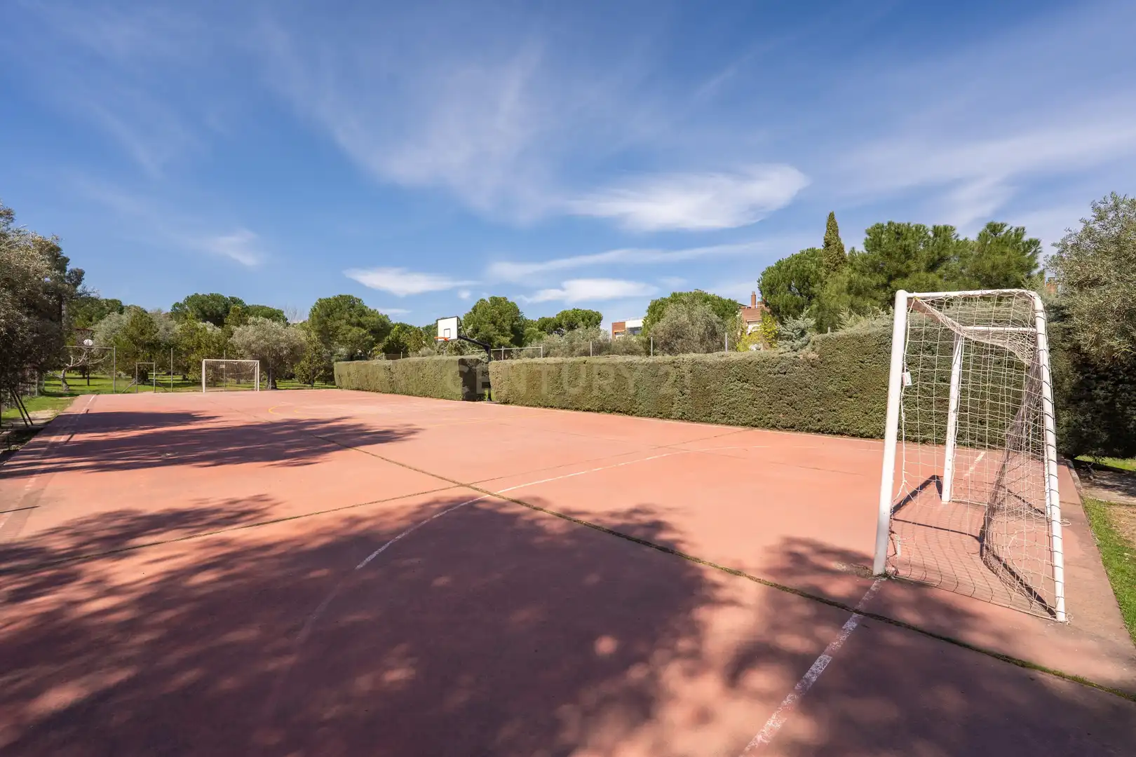 Exterior view of Apartments for rent in Pozuelo de Alarcón  with Oven, Washing machine and Microwave
