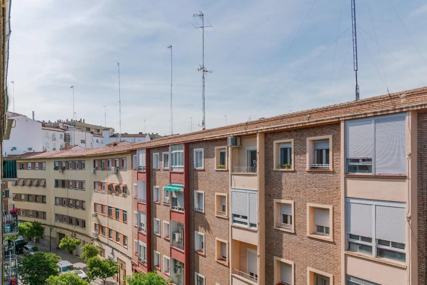 Vista exterior de Pis en venda en Zaragoza amb Aire condicionat i Calefacció