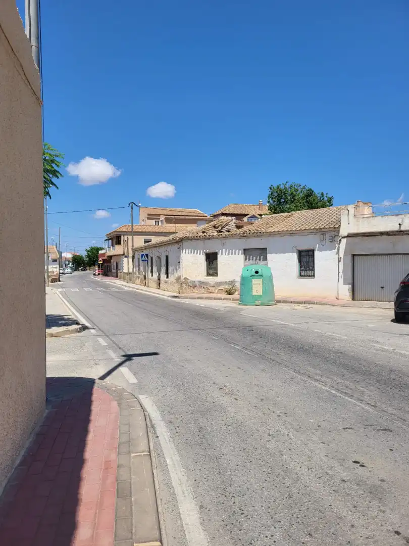 Parcela de 750 m2 con una edificación de 300 m2, imagen 3