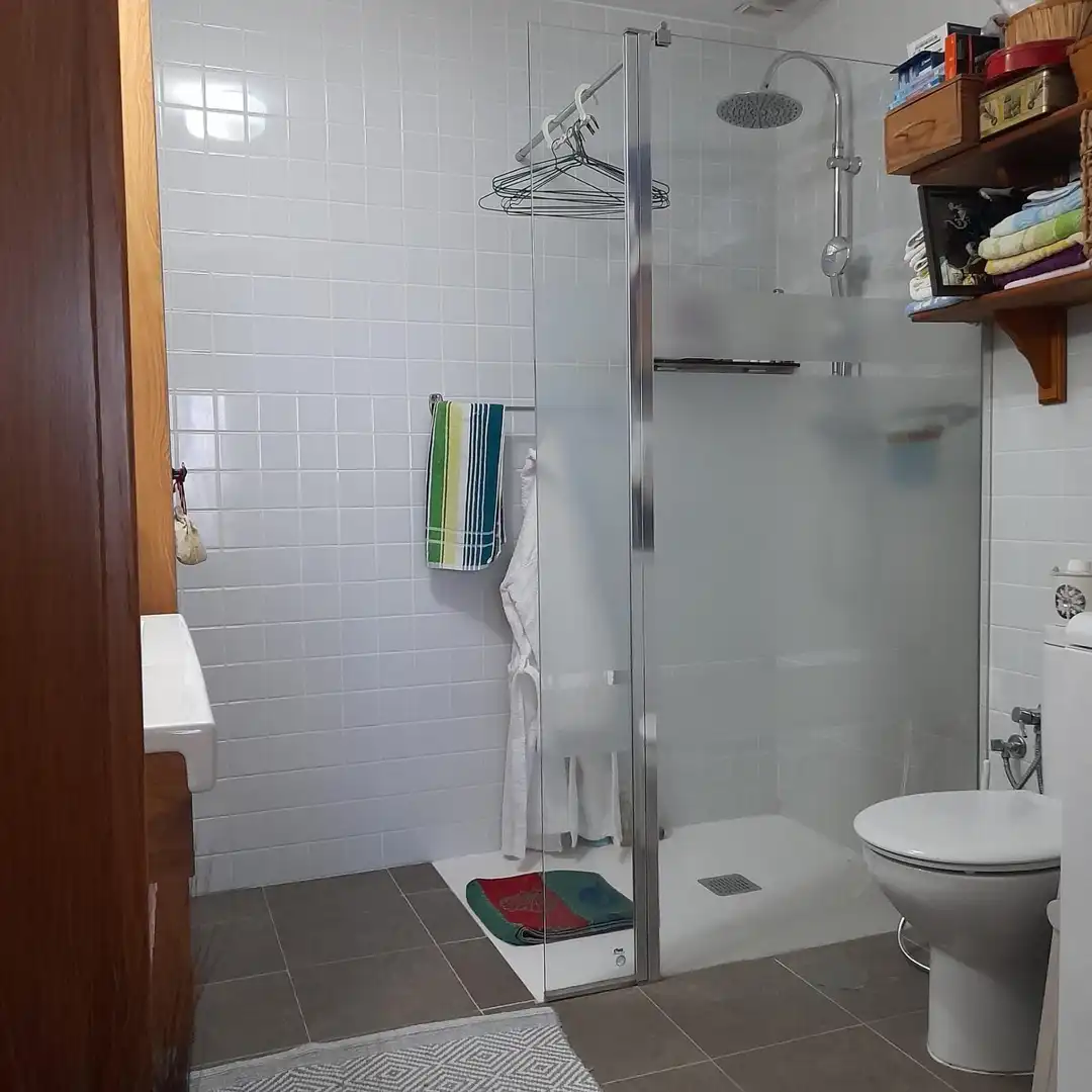 Bathroom of Apartments for sale in Málaga  with Air Conditioner, Private garden and Terrace