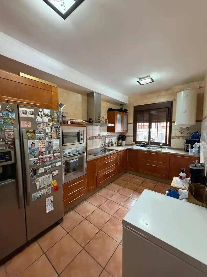 Kitchen of Houses for sale in Utrera