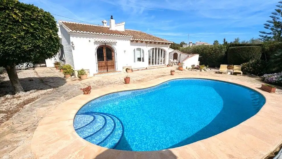 Exterior view of Houses for sale in Jávea / Xàbia  with Heating and Swimming Pool