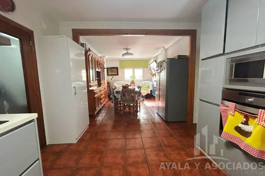 Casa adosada en venta en La Magdalena - Molinos Marfagones